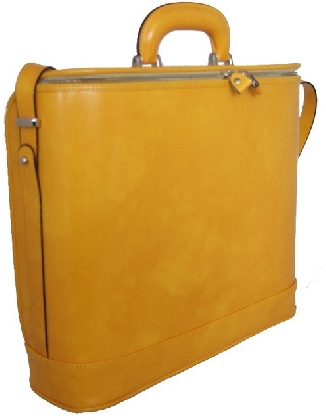 <span class="smallTextProdInfo">[RYE116/15]</span> - Raphaello Laptop Bag 15 in cow leather - Radica Yellow